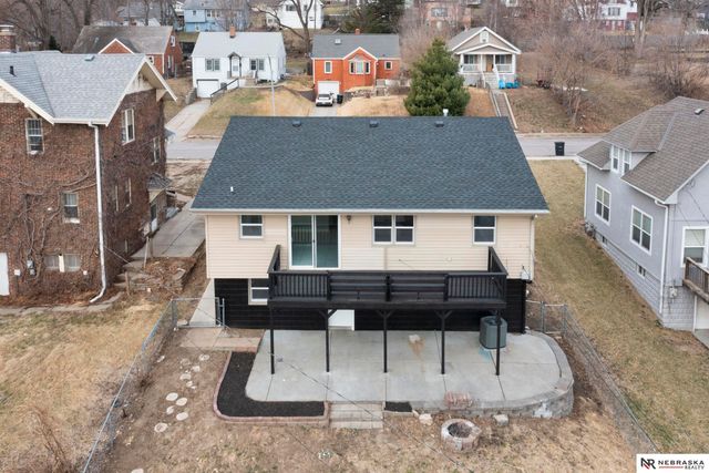 6325 N 31st Avenue, Omaha, NE 68111