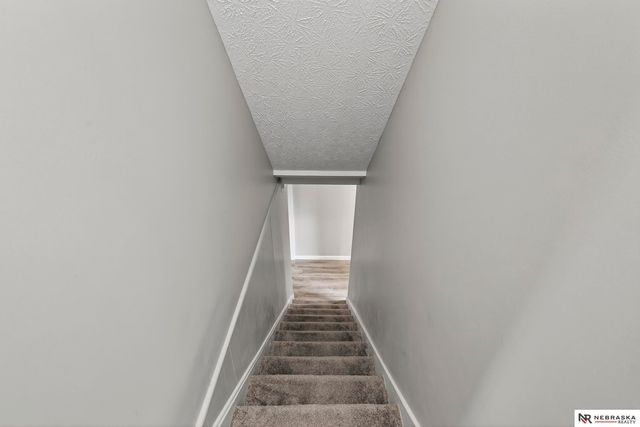 6325 N 31st Avenue, Omaha, NE 68111