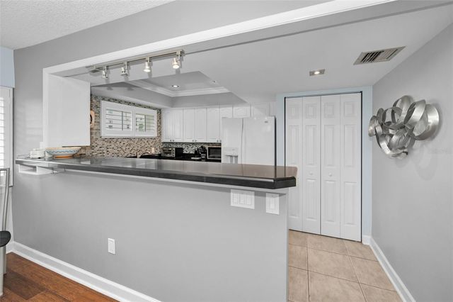 1451 GULF BOULEVARD 207, Clearwater Beach, FL 33767