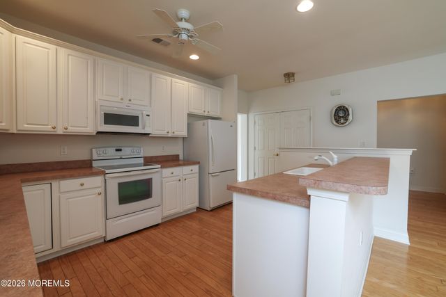 30 Silver Lake Drive, Barnegat, NJ 08005
