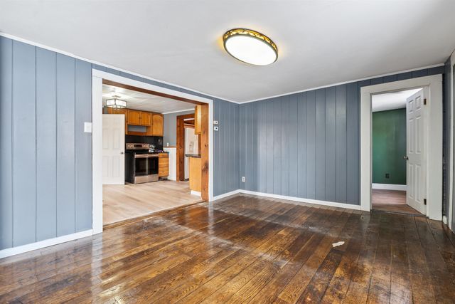 11 Putnam Road, Newport, NH 03773