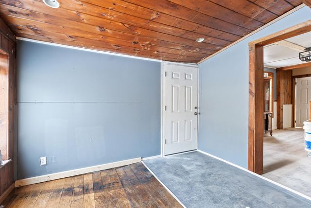 11 Putnam Road, Newport, NH 03773