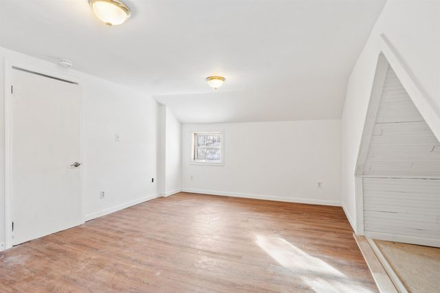 11 Putnam Road, Newport, NH 03773