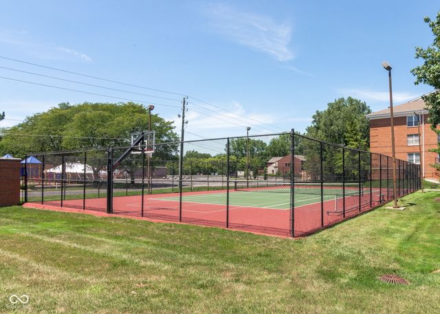 8690 Jaffa Court West Drive 35, Indianapolis, IN 46260