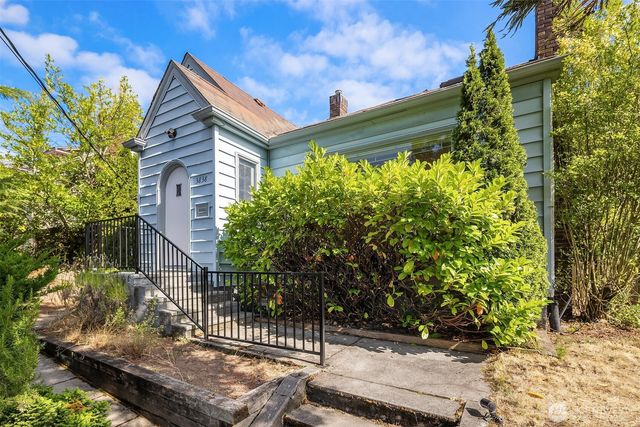 3838 38th Avenue S, Seattle, WA 98118