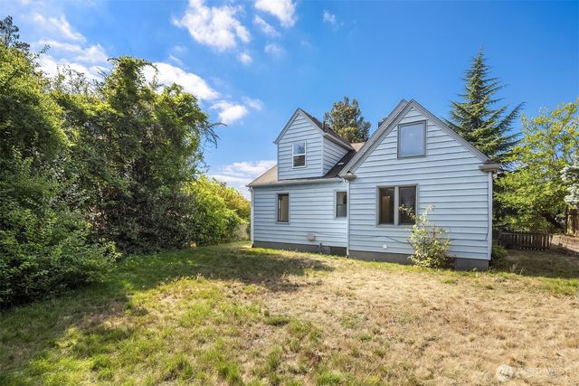 3838 38th Avenue S, Seattle, WA 98118