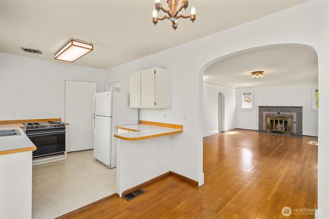 3838 38th Avenue S, Seattle, WA 98118