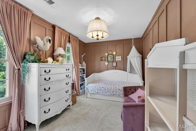9 Carriage Way W, St Peters, MO 63376