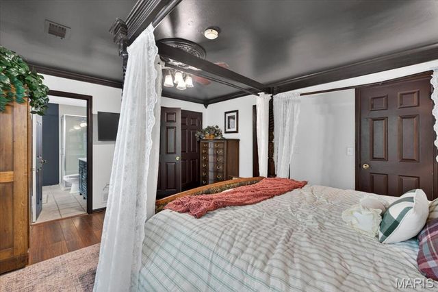 9 Carriage Way W, St Peters, MO 63376