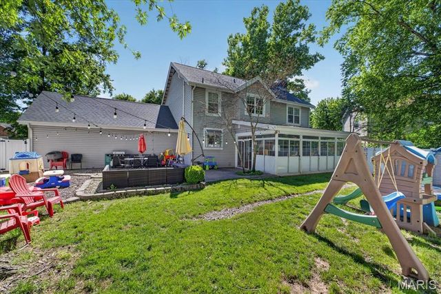9 Carriage Way W, St Peters, MO 63376