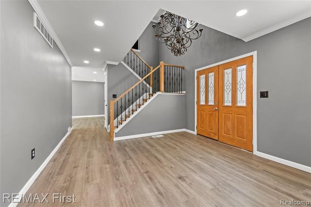 4306 Tallman Drive, Troy, MI 48085