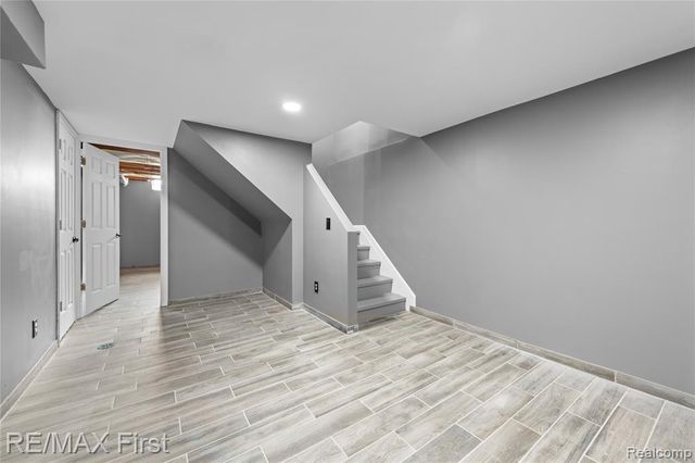 4306 Tallman Drive, Troy, MI 48085