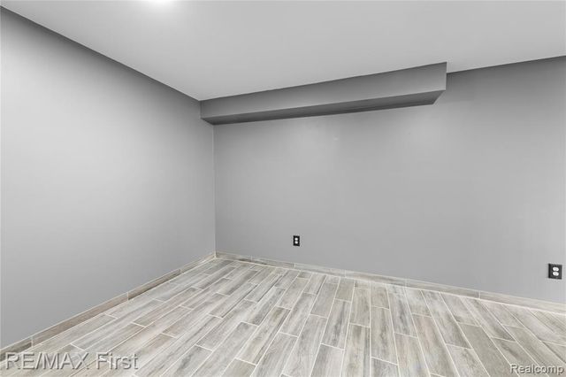 4306 Tallman Drive, Troy, MI 48085