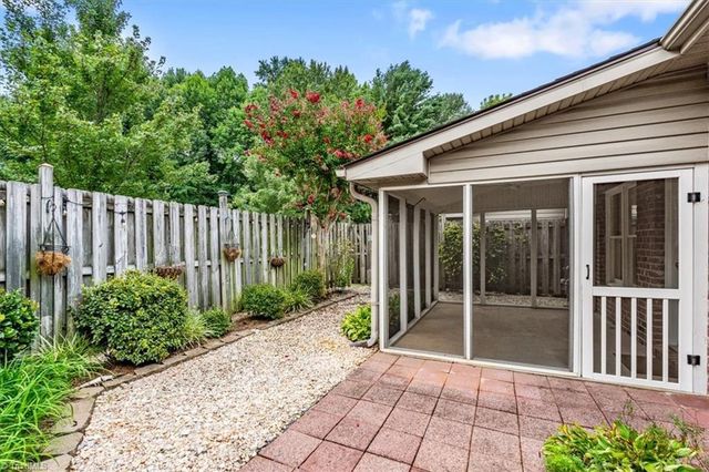 656 Sonoma Lane, High Point, NC 27265