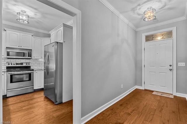 656 Sonoma Lane, High Point, NC 27265