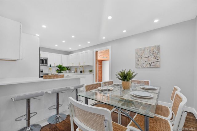 27 Franklin Road, Hyde Park, NY 12538