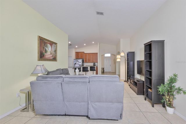 10806 WHITECAP DRIVE, Riverview, FL 33579