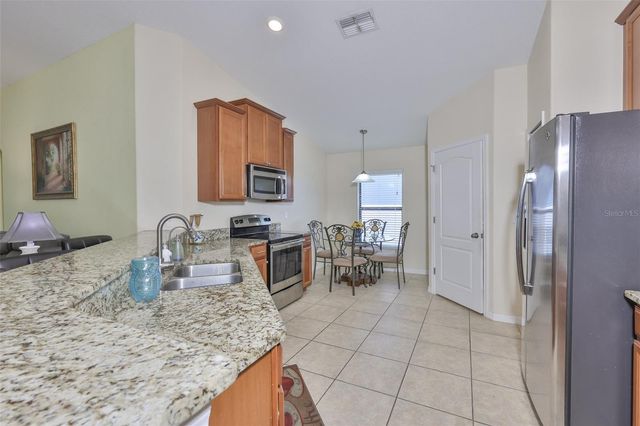 10806 WHITECAP DRIVE, Riverview, FL 33579