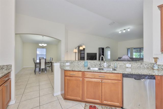 10806 WHITECAP DRIVE, Riverview, FL 33579