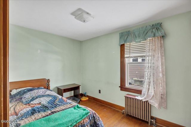 1034 Wallace Avenue, Rotterdam, NY 12306