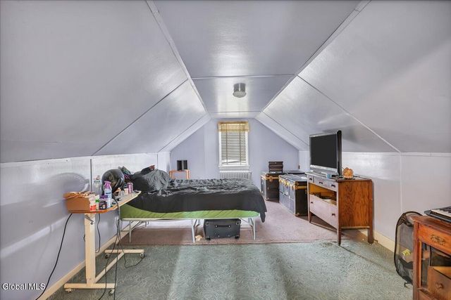 1034 Wallace Avenue, Rotterdam, NY 12306