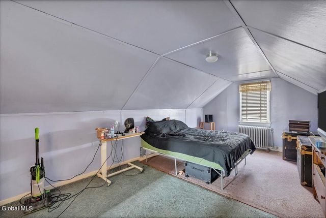 1034 Wallace Avenue, Rotterdam, NY 12306