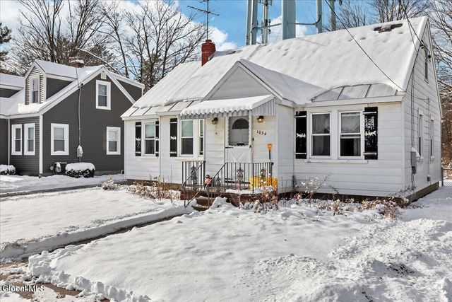 1034 Wallace Avenue, Rotterdam, NY 12306