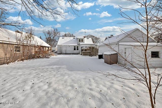 1034 Wallace Avenue, Rotterdam, NY 12306