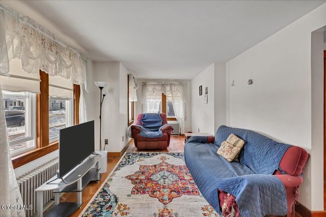 1034 Wallace Avenue, Rotterdam, NY 12306