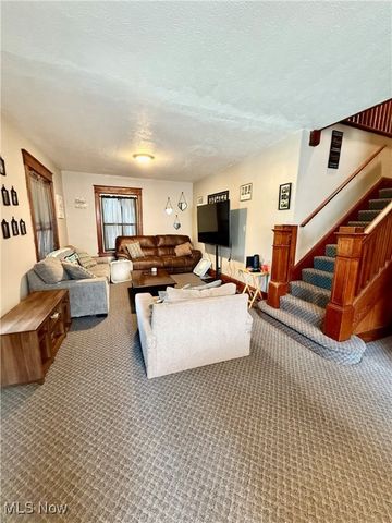 492 N Ellsworth Avenue, Salem, OH 44460