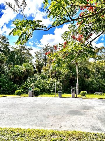 9540 Green Cypress LN 11, Fort Myers, FL 33905