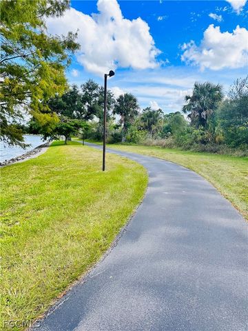 9540 Green Cypress LN 11, Fort Myers, FL 33905