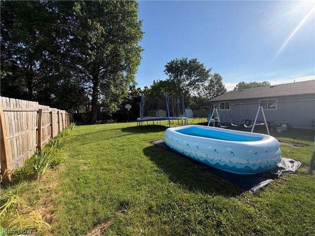 362 Brace Avenue, Elyria, OH 44035