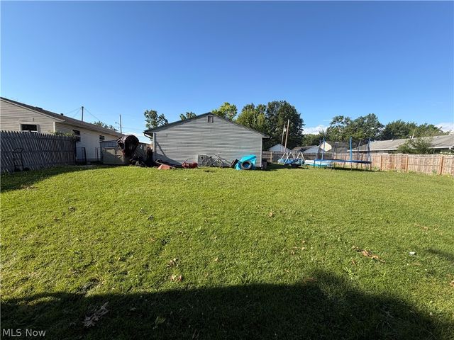 362 Brace Avenue, Elyria, OH 44035