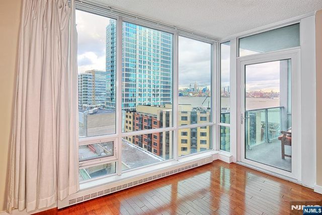 20 Newport Parkway 1209, Jersey City, NJ 07310