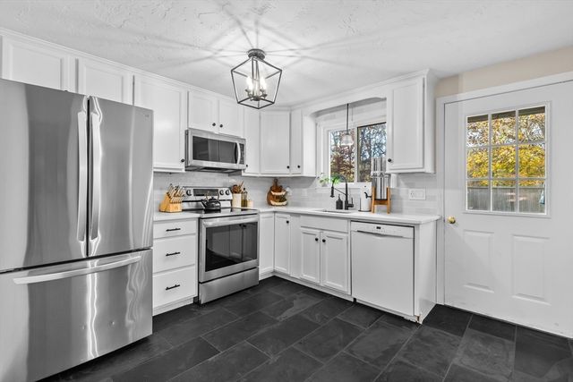 14 O'toole Rd 14, Plymouth, MA 02360