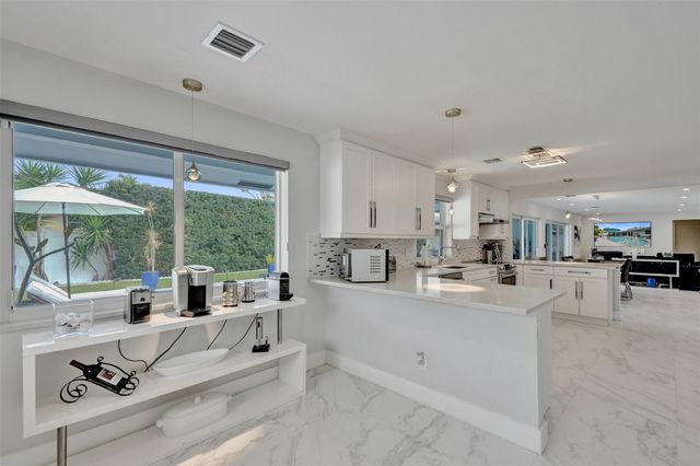 4104 NE 21st Avenue, Fort Lauderdale, FL 33308