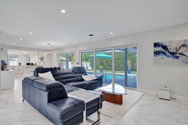 4104 NE 21st Avenue, Fort Lauderdale, FL 33308