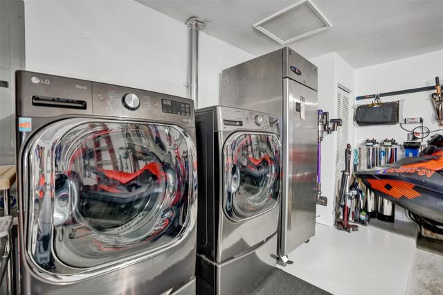 4104 NE 21st Avenue, Fort Lauderdale, FL 33308