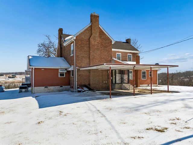 857 Davenport Rd, Cumberland City, TN 37050