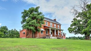 857 Davenport Rd, Cumberland City, TN 37050