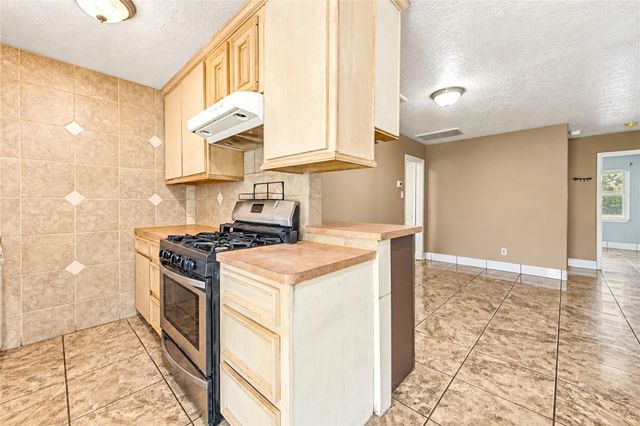 1009 Wisconsin Street, South Houston, TX 77587