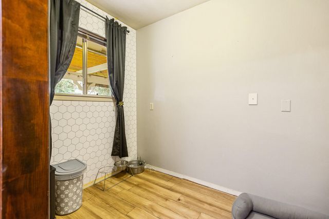 907 N Bollinger Street, Visalia, CA 93291