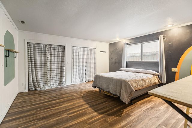 907 N Bollinger Street, Visalia, CA 93291