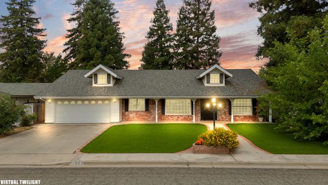 907 N Bollinger Street, Visalia, CA 93291