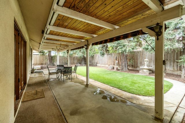 907 N Bollinger Street, Visalia, CA 93291