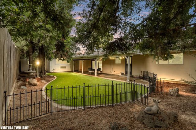 907 N Bollinger Street, Visalia, CA 93291