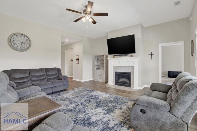 1104 Turpentine Trail, Hinesville, GA 31313