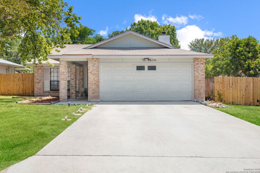 9254 Ridge Shadow, San Antonio, TX 78250