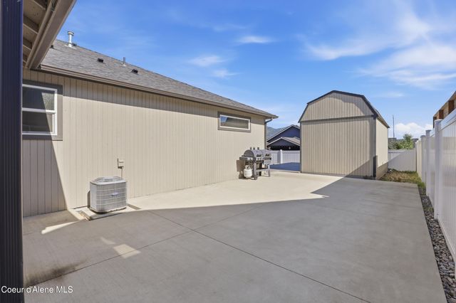 6319 W Harmony ST, Rathdrum, ID 83858